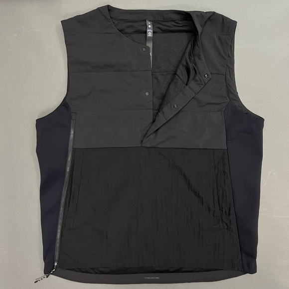 LULULEMON Cargo Puff Vest Nylon Shell - Picture 4 of 9